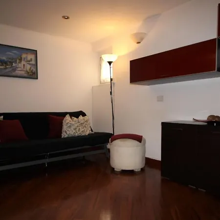 Apartment Sunny Attico Con Jacuzzi, Terrazzo E Fibra *